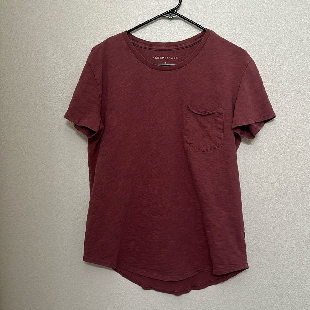 Aéropostale Men’s Maroon Scallop Tee